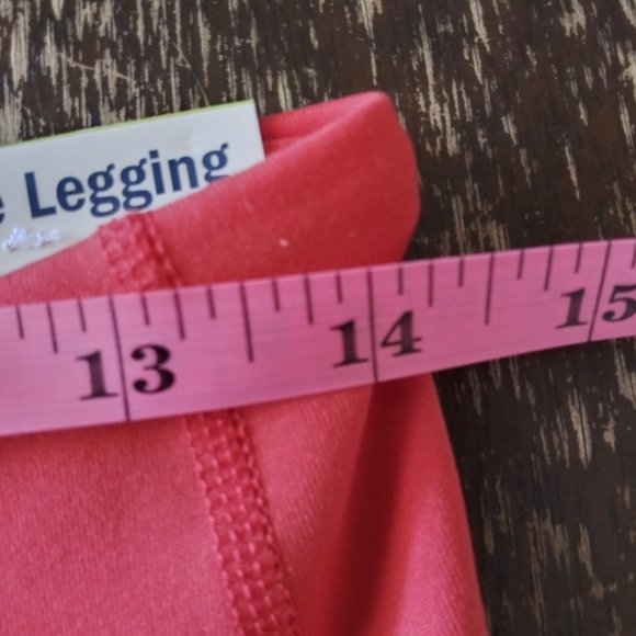 Old Navy NWT Elevate Cropped Leggings Women's Petite Large - Picture 5 of 9